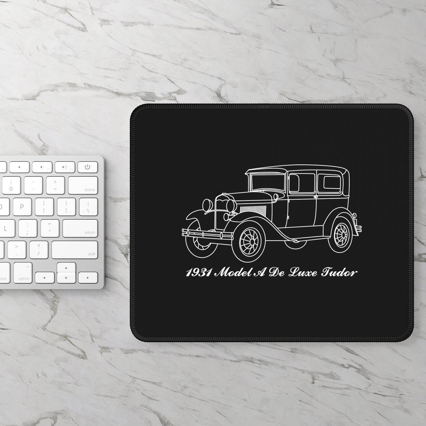 1931 De Luxe Tudor Mouse Pad