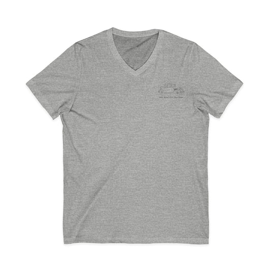 1931 De Luxe Coupe Women's V-Neck Shirt